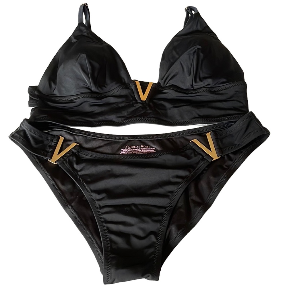 Victoria’s Secret Bikini Set